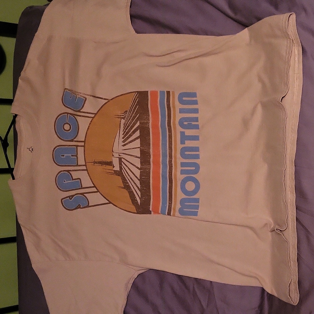 Tan space Mountain Disneyland T-shirt, never worn, no tags, size 2XL